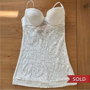 Victoria’s Secret White Lace Chemise Size Medium